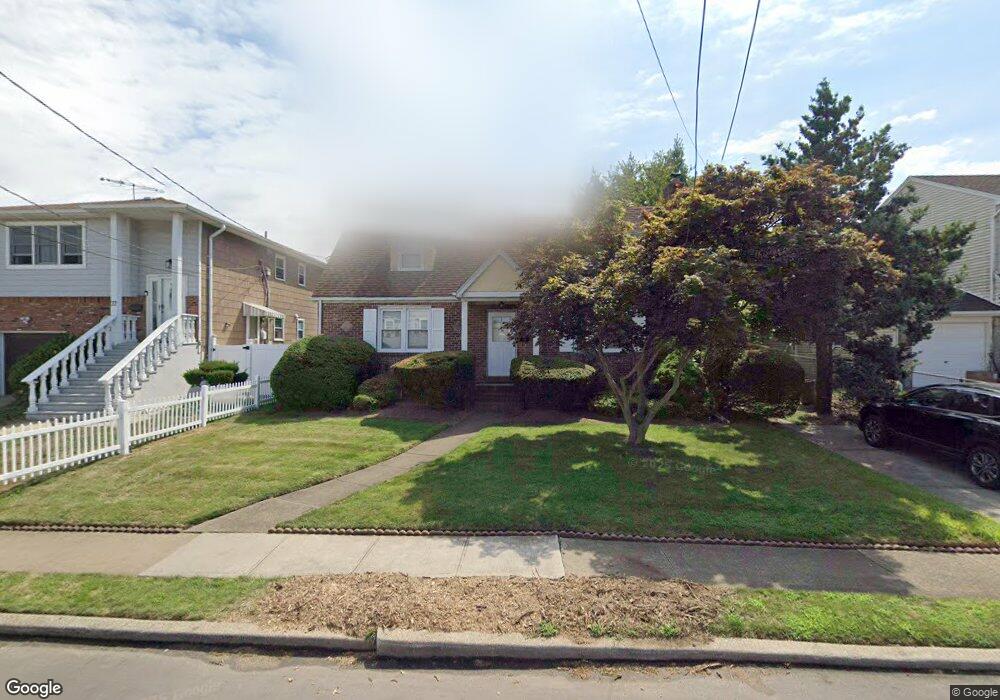 41 Commonwealth St, Franklin Square, NY 11010 - photo 1