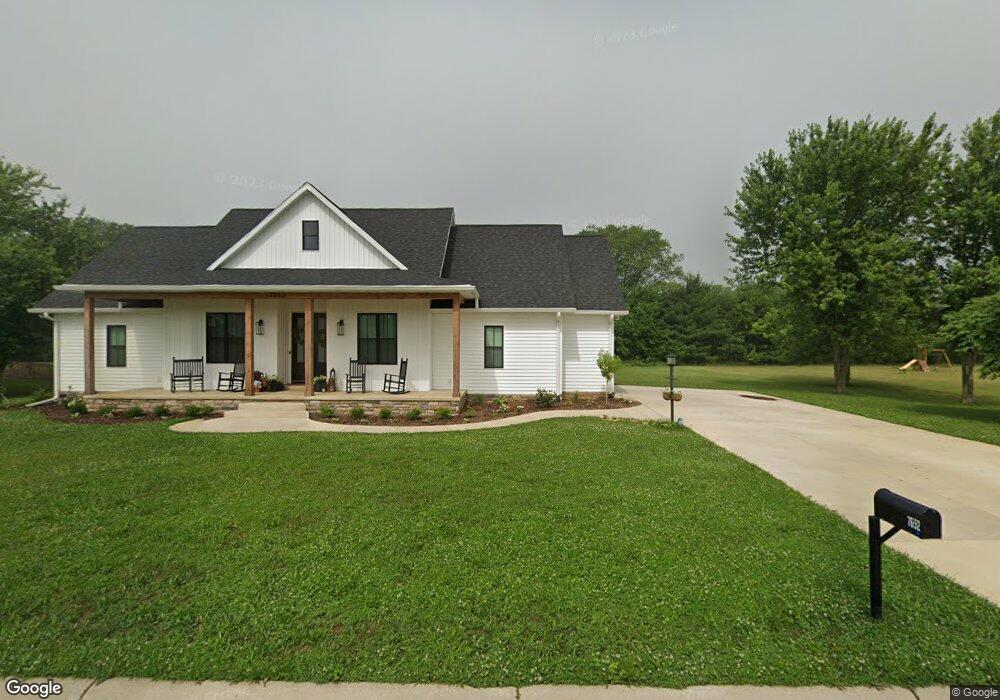 7652 N Meadow Ln, New Carlisle, IN 46552 - photo 1