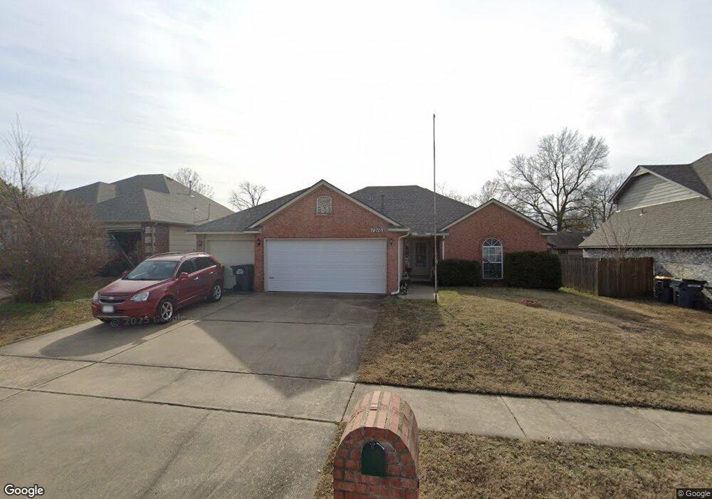 1216 E 138th Place, Glenpool, OK 74033 - photo 1
