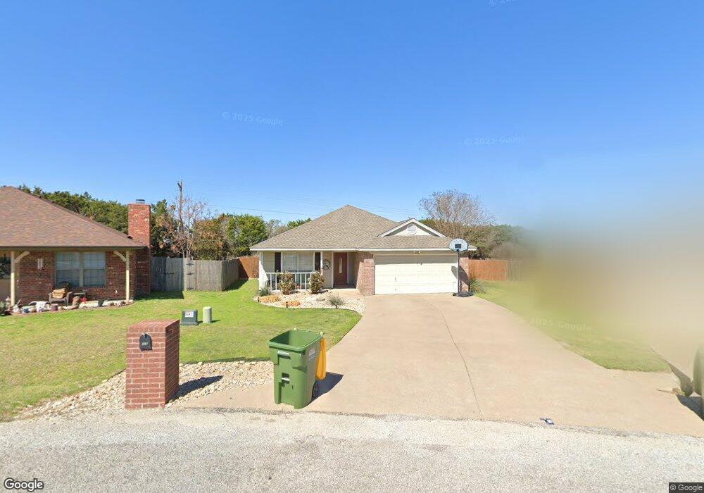 816 Rambling Ct, Granbury, TX 76049 - photo 1