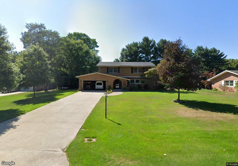 13982 Lakewood Dr, Three Oaks, MI 49128 - photo 1