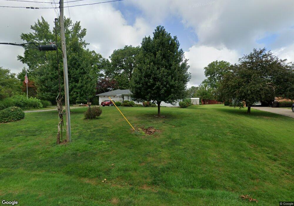 671 S Cass St, Virginia, IL 62691 - photo 1