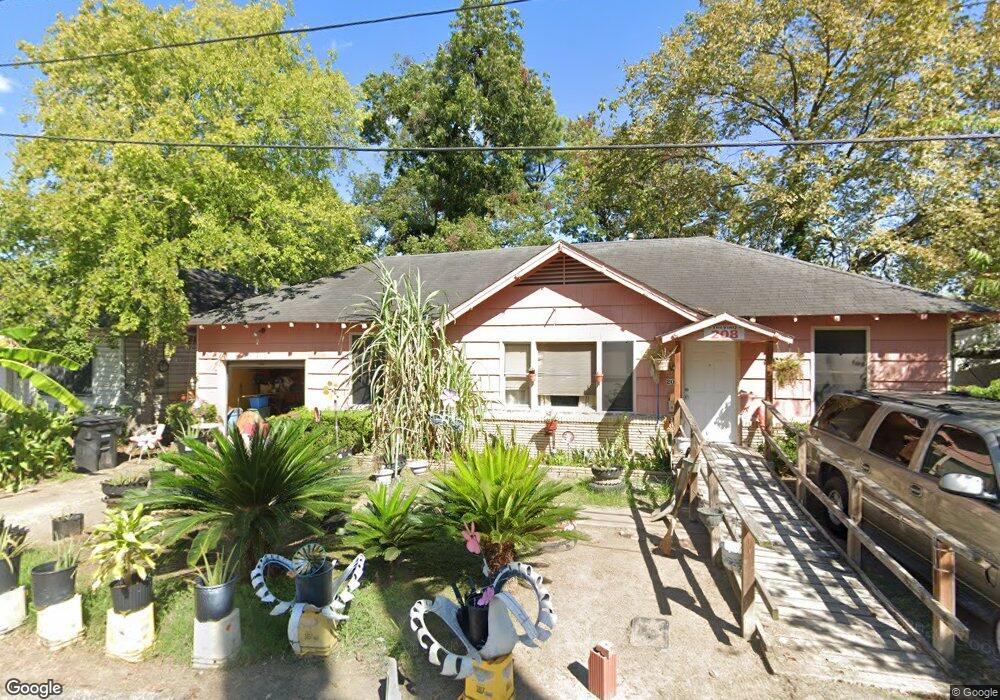 208 Danna Ln, Houston, TX 77009 - photo 1