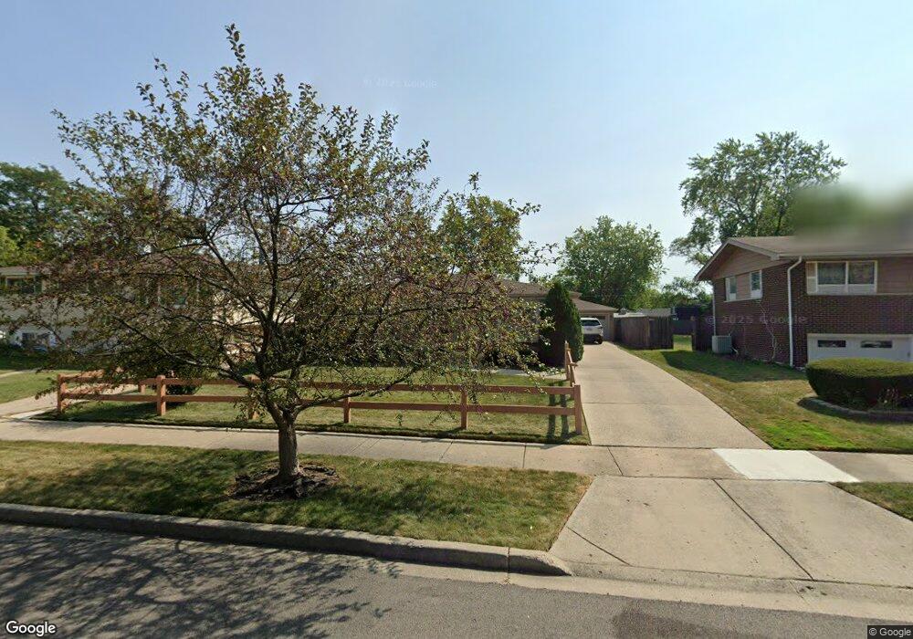 2635 W Vermont Ave, Waukegan, IL 60087 - photo 1