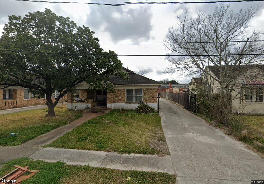 4114 Glenbrook Ct, Houston, TX 77087 - photo 1