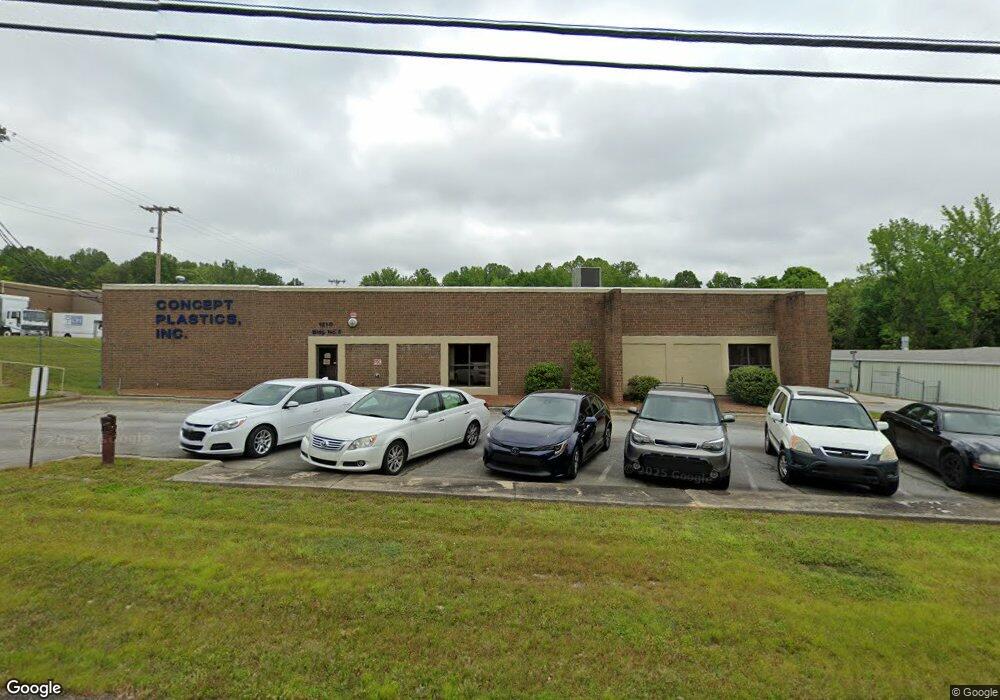 1210 Hickory Chapel Rd, High Point, NC 27260 - photo 1