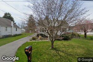 17 Florida Ave, Wyoming, PA 18644