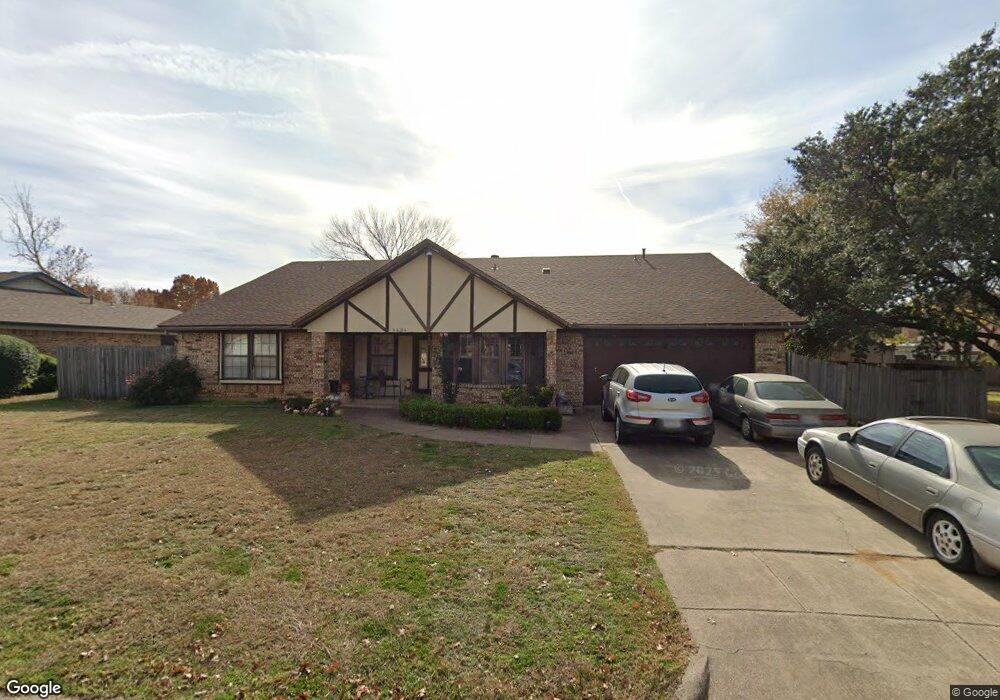 8604 Kirk Ln, North Richland Hills, TX 76182 - photo 1