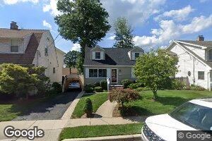915 Poplar Ave, River Edge, NJ 07661