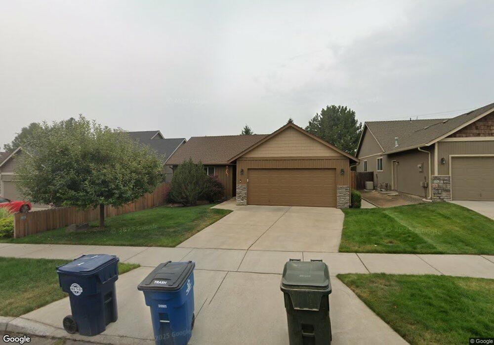 2175 NE Castle Ave, Bend, OR 97701 - photo 1