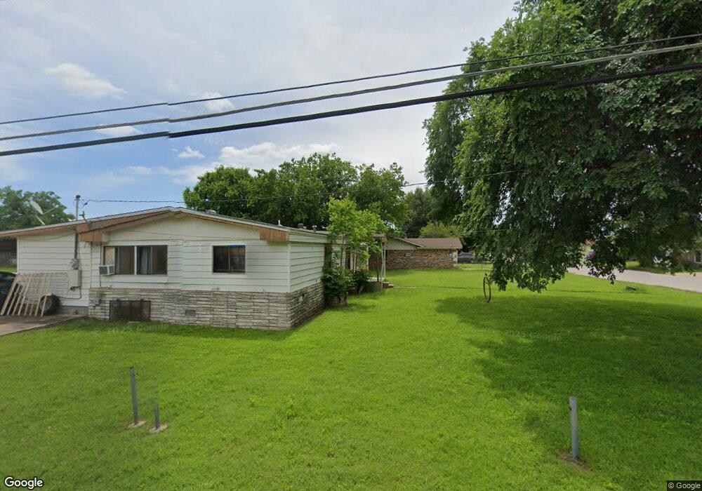 1214 Boone St, Cleburne, TX 76031 - photo 1