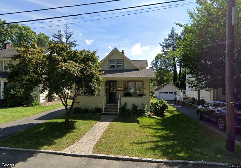 384 Dartmouth St, Wyckoff, NJ 07481 - photo 1