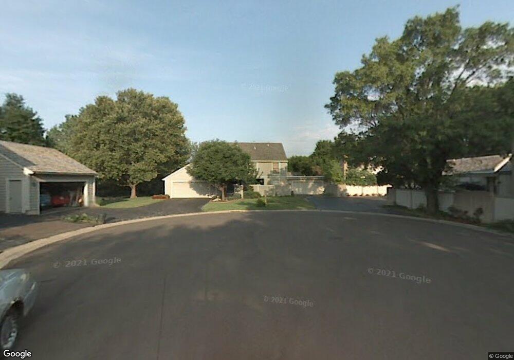 92 SW Pepper Tree Ln, Topeka, KS 66611 - photo 1