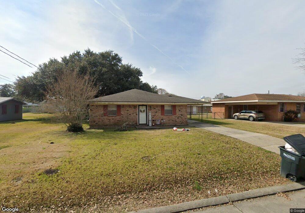 104 N Voltaire Ave, New Iberia, LA 70560 - photo 1