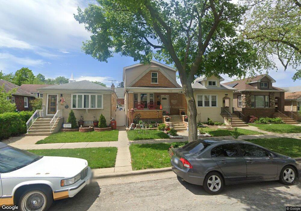 1242 Euclid Ave, Berwyn, IL 60402 - photo 1