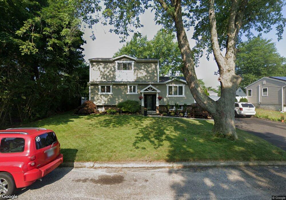 2902 Heather Ave, Medford, NY 11763 - photo 1