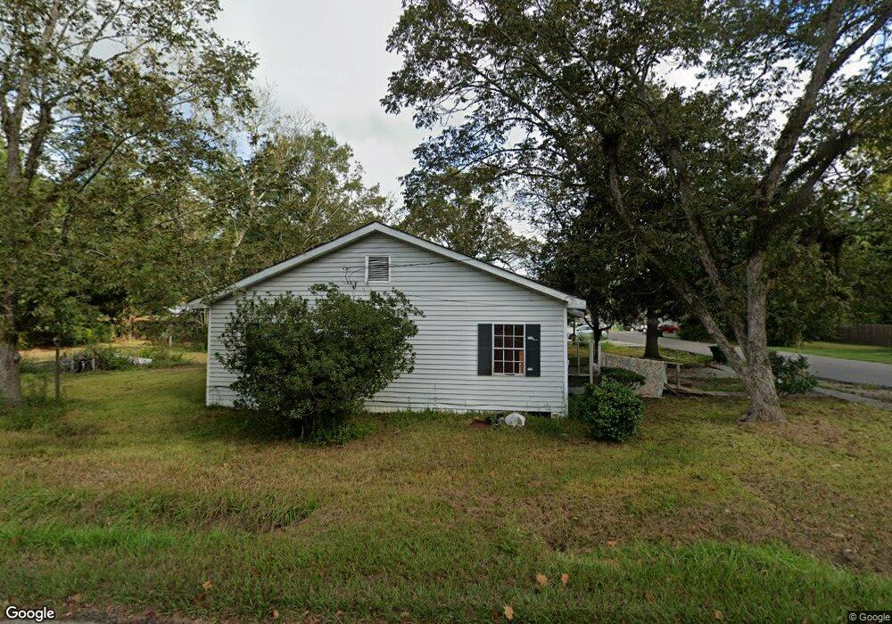 520 S Haugh Ave, Picayune, MS 39466 - photo 1