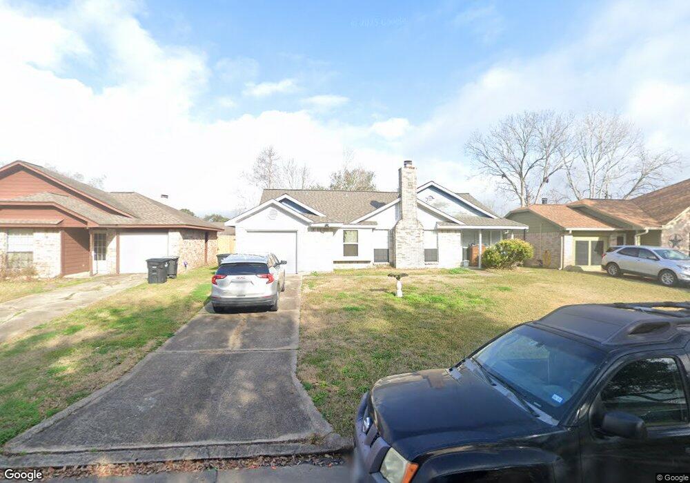 3104 Deer Trail Dr, Alvin, TX 77511 - photo 1