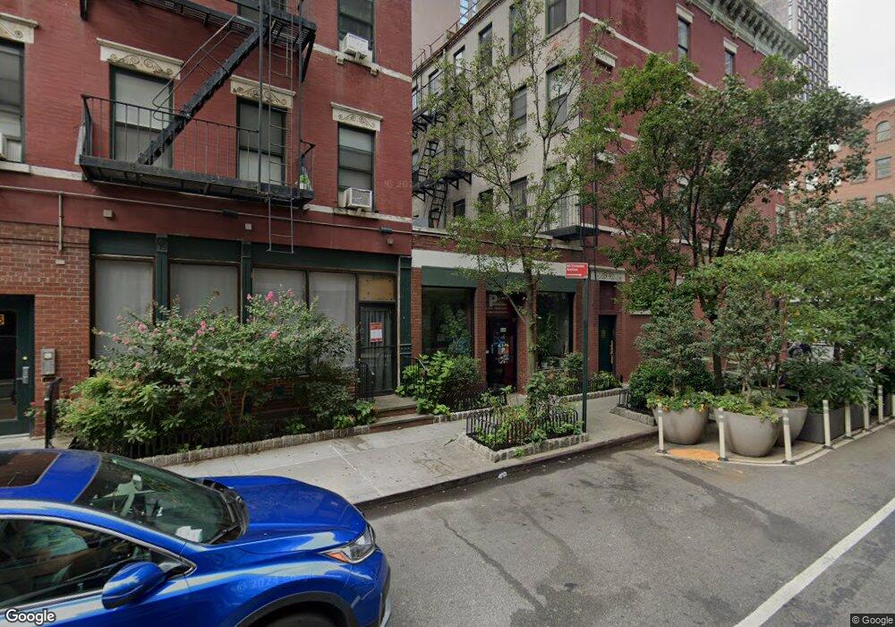 456 W 37th St unit 1-R, New York, NY 10018 - photo 1