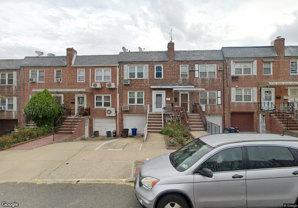 6923 174th St, Fresh Meadows, NY 11365 - photo 1