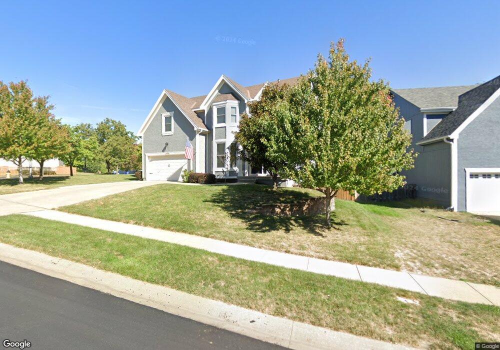 13936 W 71st Place, Shawnee, KS 66216 - photo 1