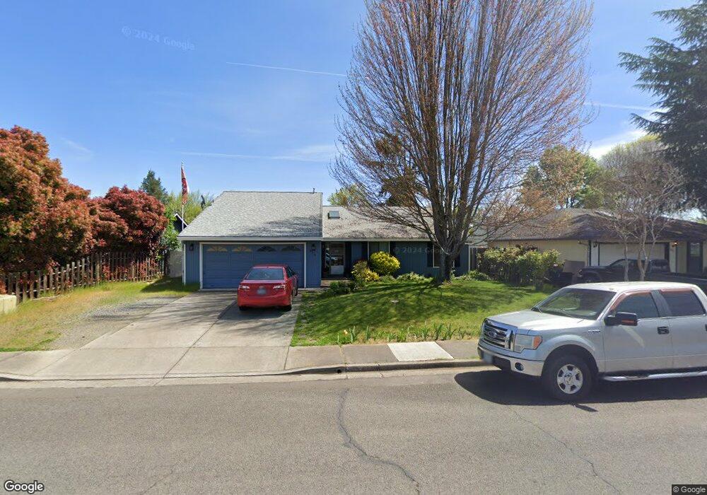 619 Malabar St, Central Point, OR 97502 - photo 1