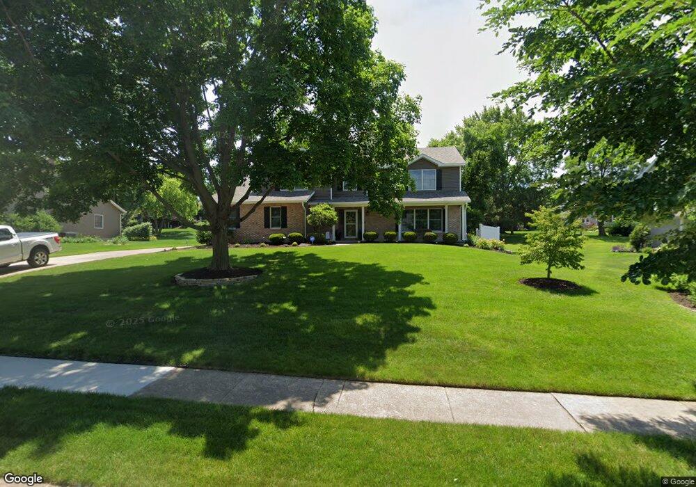 2637 Edgewild Dr, Davenport, IA 52807 - photo 1