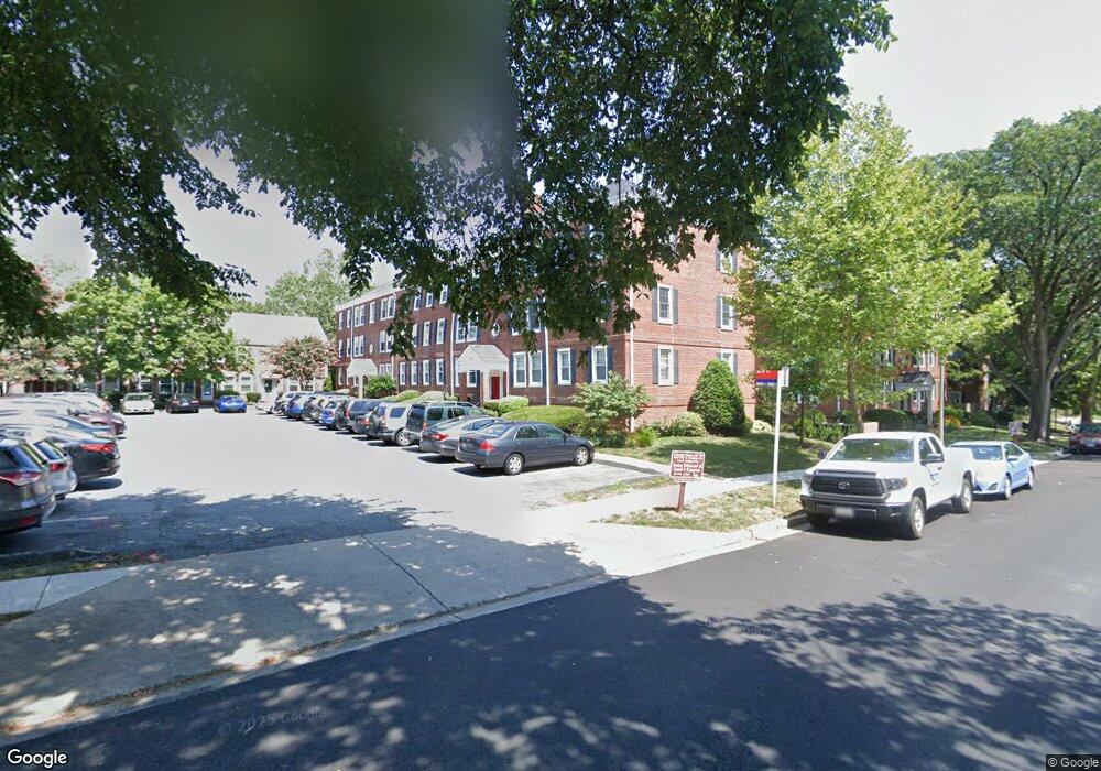 3073 S Buchanan St unit A2, Arlington, VA 22206 - photo 1