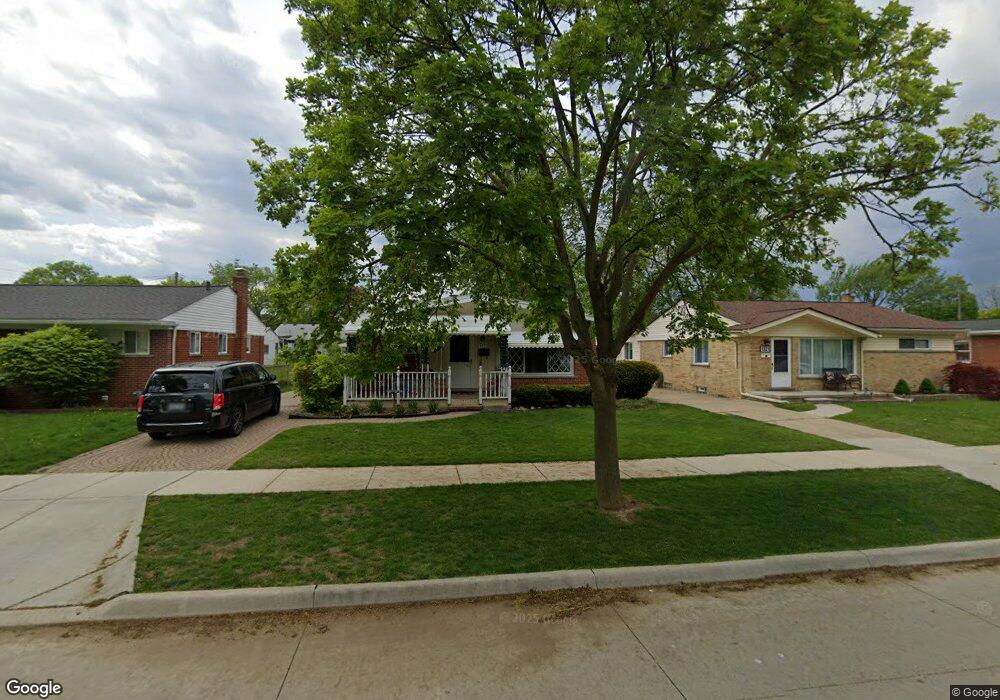 1311 N Selfridge Blvd, Clawson, MI 48017 - photo 1