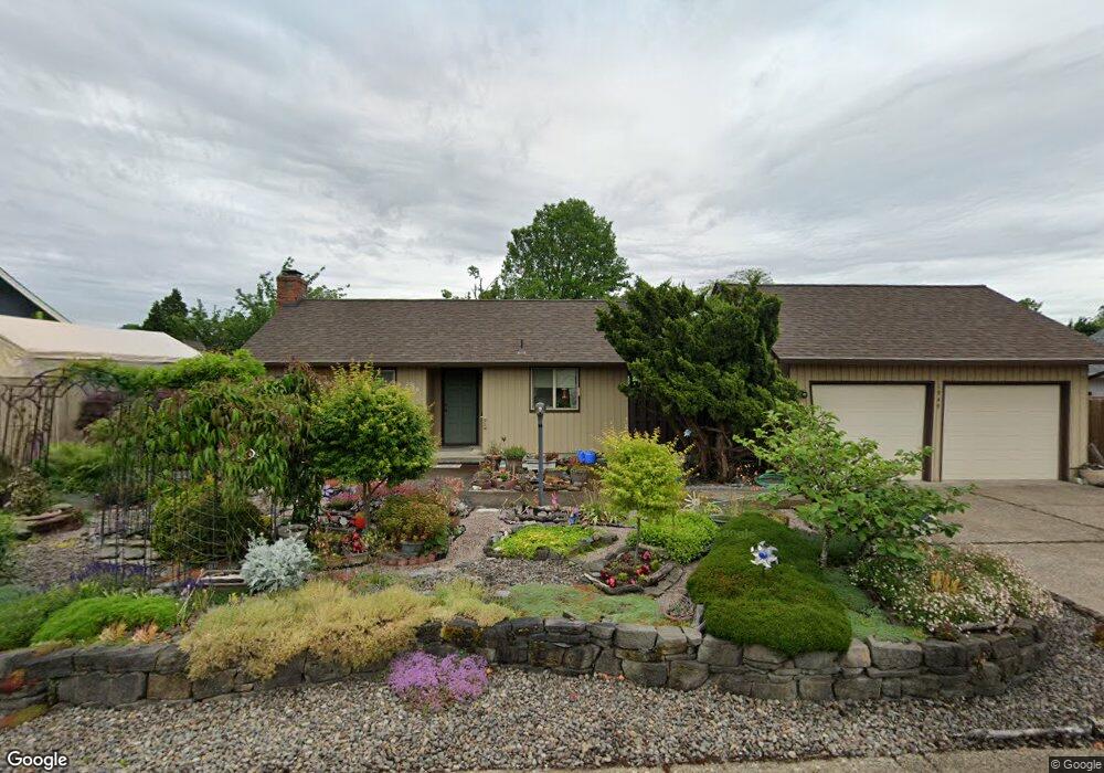 1949 Shiloh St, Eugene, OR 97401 - photo 1