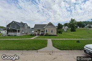 319 S 4th St, Howells, NE 68641