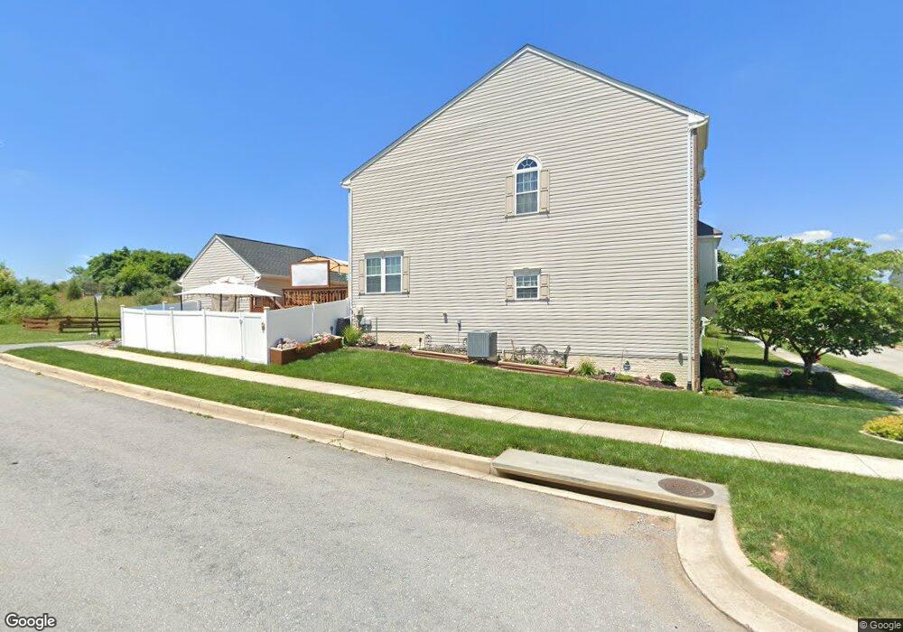 537 Lord Fairfax St, Charles Town, WV 25414 - photo 1