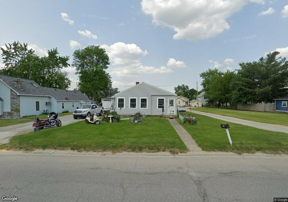 802 E Lincoln St, Nappanee, IN 46550 - photo 1