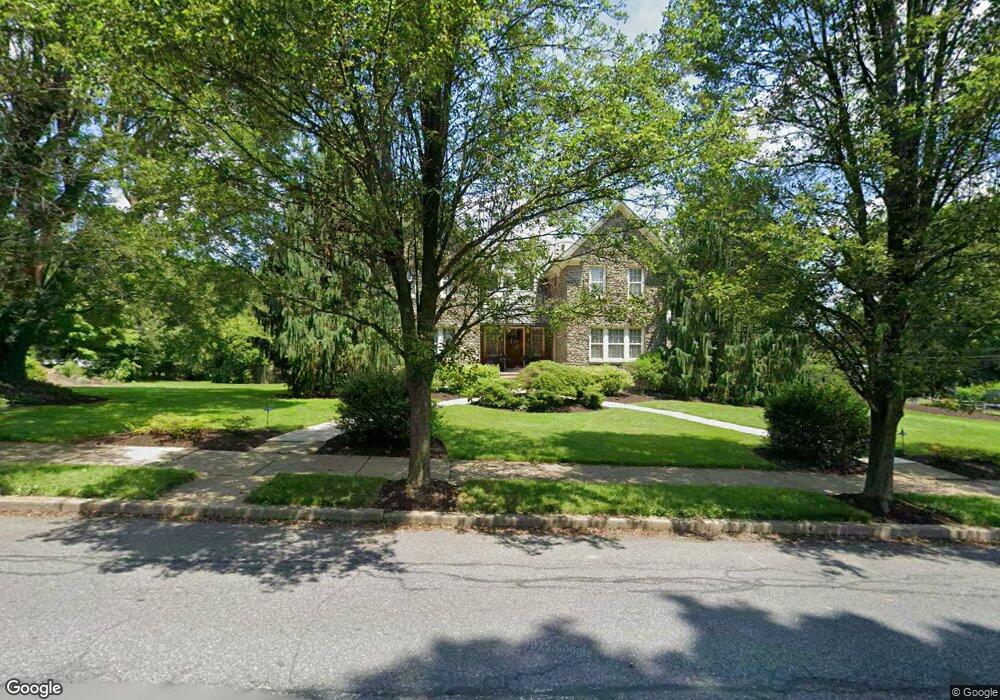 433 E Center St, Nazareth, PA 18064 - photo 1