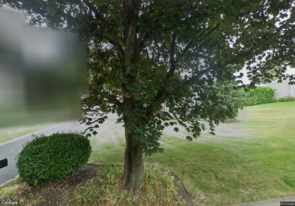 1750 Hamlet Dr, Macungie, PA 18062 - photo 1