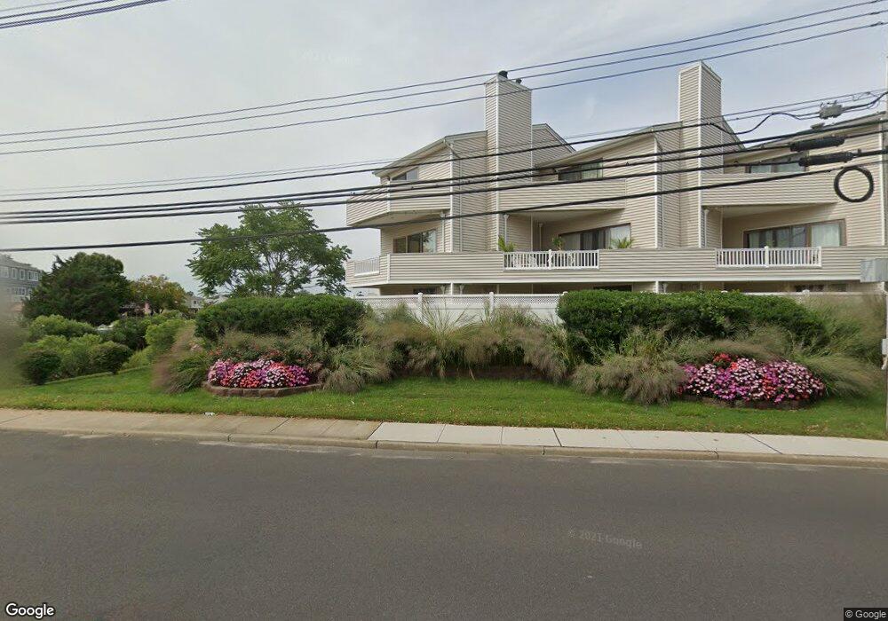 8 Newport Ct, Long Branch, NJ 07740 - photo 1