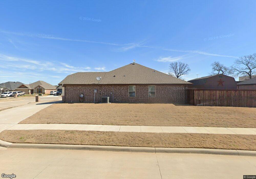 225 Jacinth Ln, Granbury, TX 76049 - photo 1