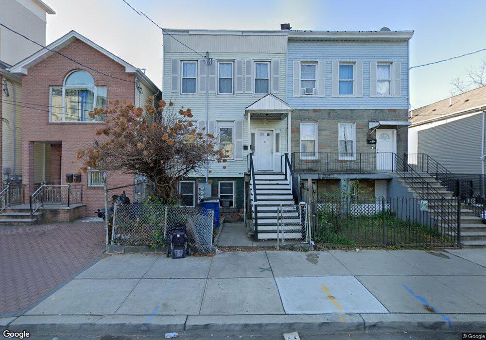 87 Dwight St unit 2, Jersey City, NJ 07305 - photo 1