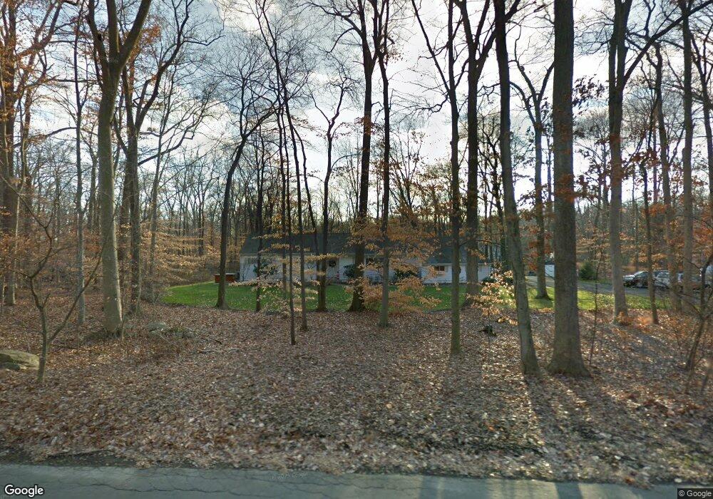 163 Charter Oak Dr, New Canaan, CT 06840 - photo 1