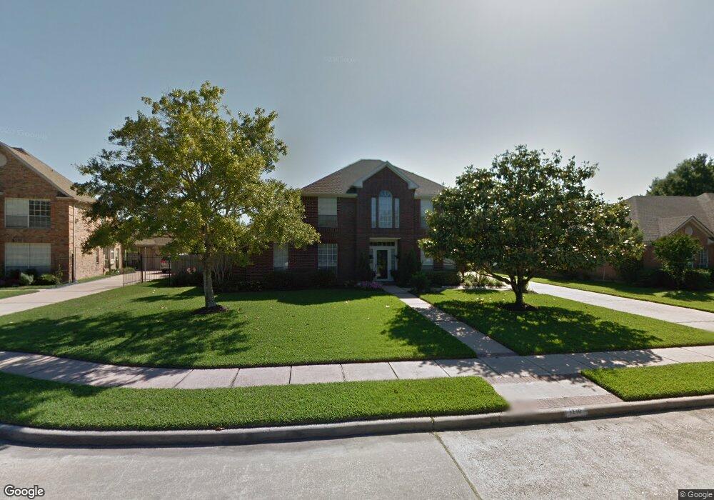 1210 Merriewood Dr, Friendswood, TX 77546 - photo 1