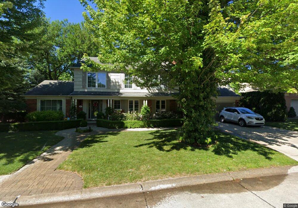 21 Elmsleigh Ln, Grosse Pointe, MI 48230 - photo 1