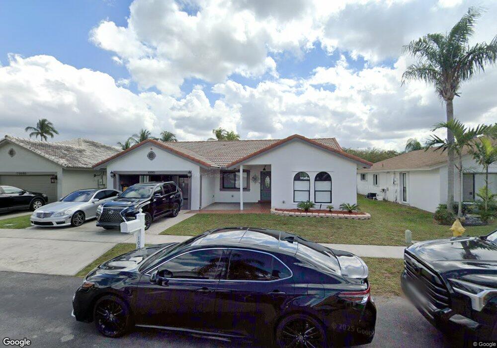 10090 SW 17th Ct, Davie, FL 33324 - photo 1