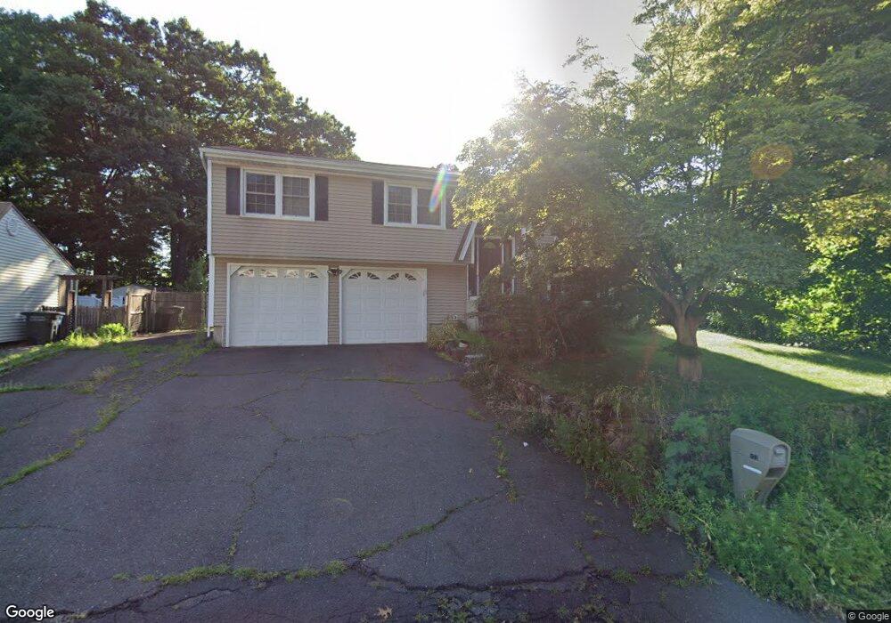 172 Anton Dr, Bridgeport, CT 06606 - photo 1