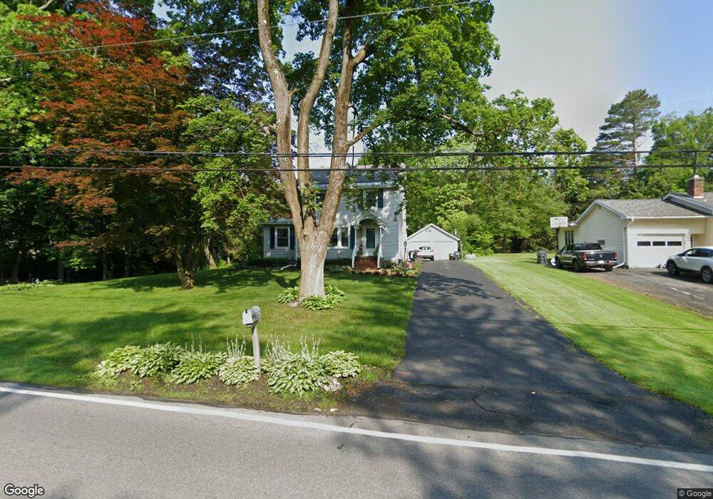 1039 Mohawk Rd, Schenectady, NY 12309 - photo 1