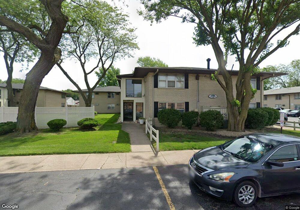 8811 Schneider Ave unit 18, Highland, IN 46322 - photo 1