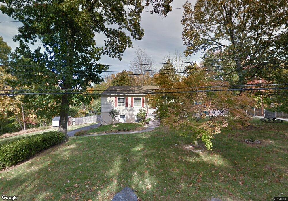 32 Lakeland Ave, Mohegan Lake, NY 10547 - photo 1