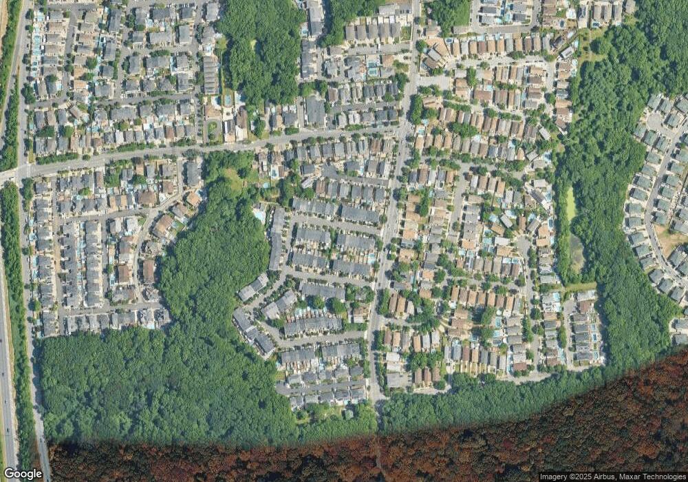 30 Pembrook Loop, Staten Island, NY 10309 - photo 1