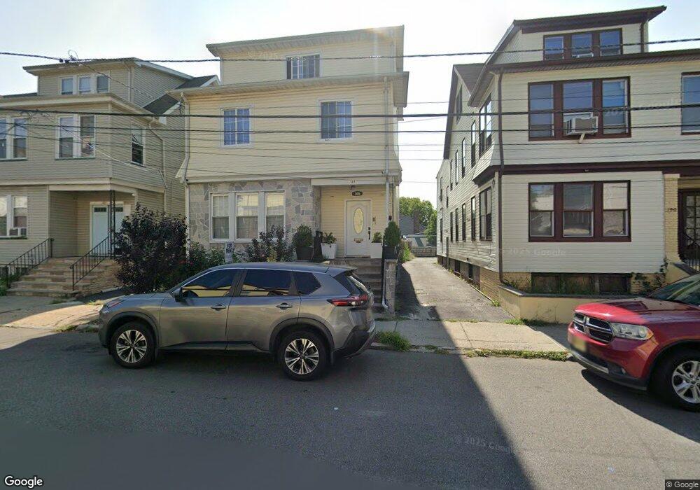 186-188 Huntington Terrace unit 3, Newark, NJ 07112 - photo 1