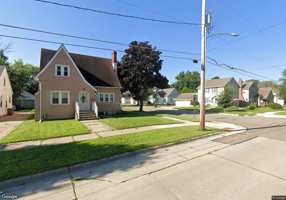 308 10th St SW, Austin, MN 55912 - photo 1