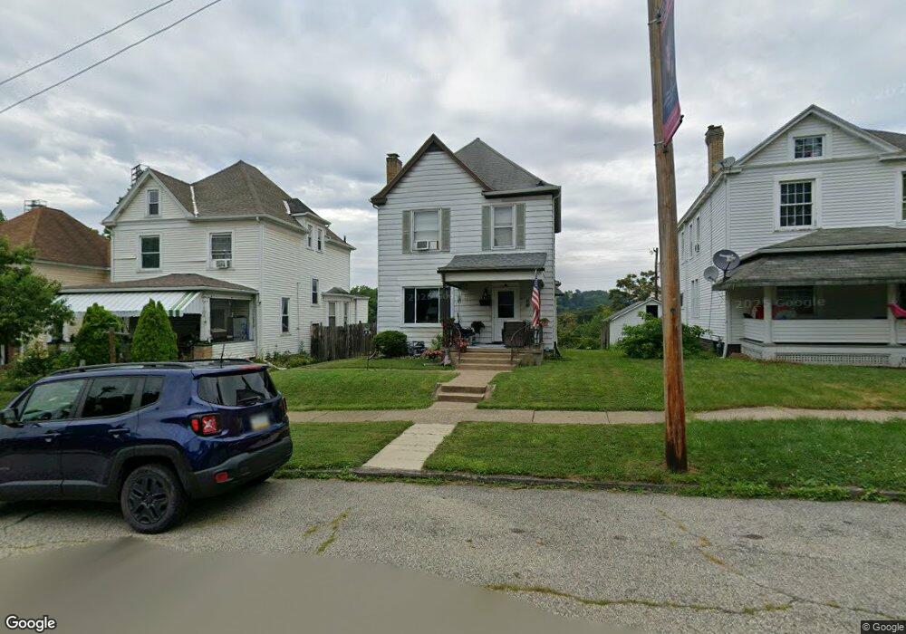 116 W Adams Ave, Vandergrift, PA 15690 - photo 1